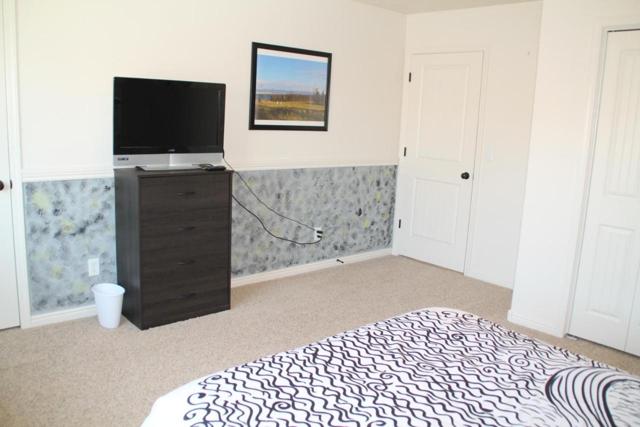 3 Queen Beds, 1 Twin Bed, 2 Rooms, 1 And A Half Bath, Self Check-In, Flexcation Equipped Idaho Falls Exteriér fotografie